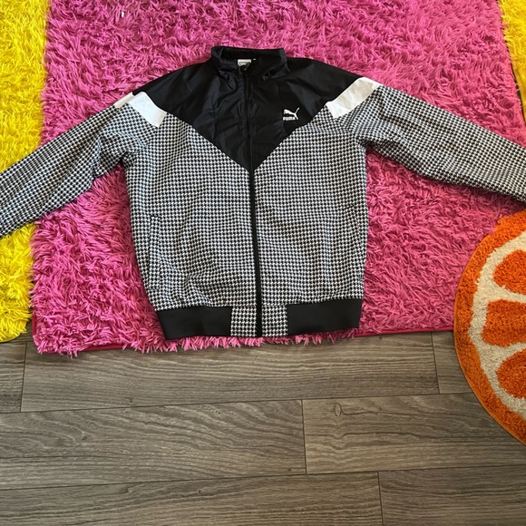 Puma Zip up jacket - Picture 3 of 5